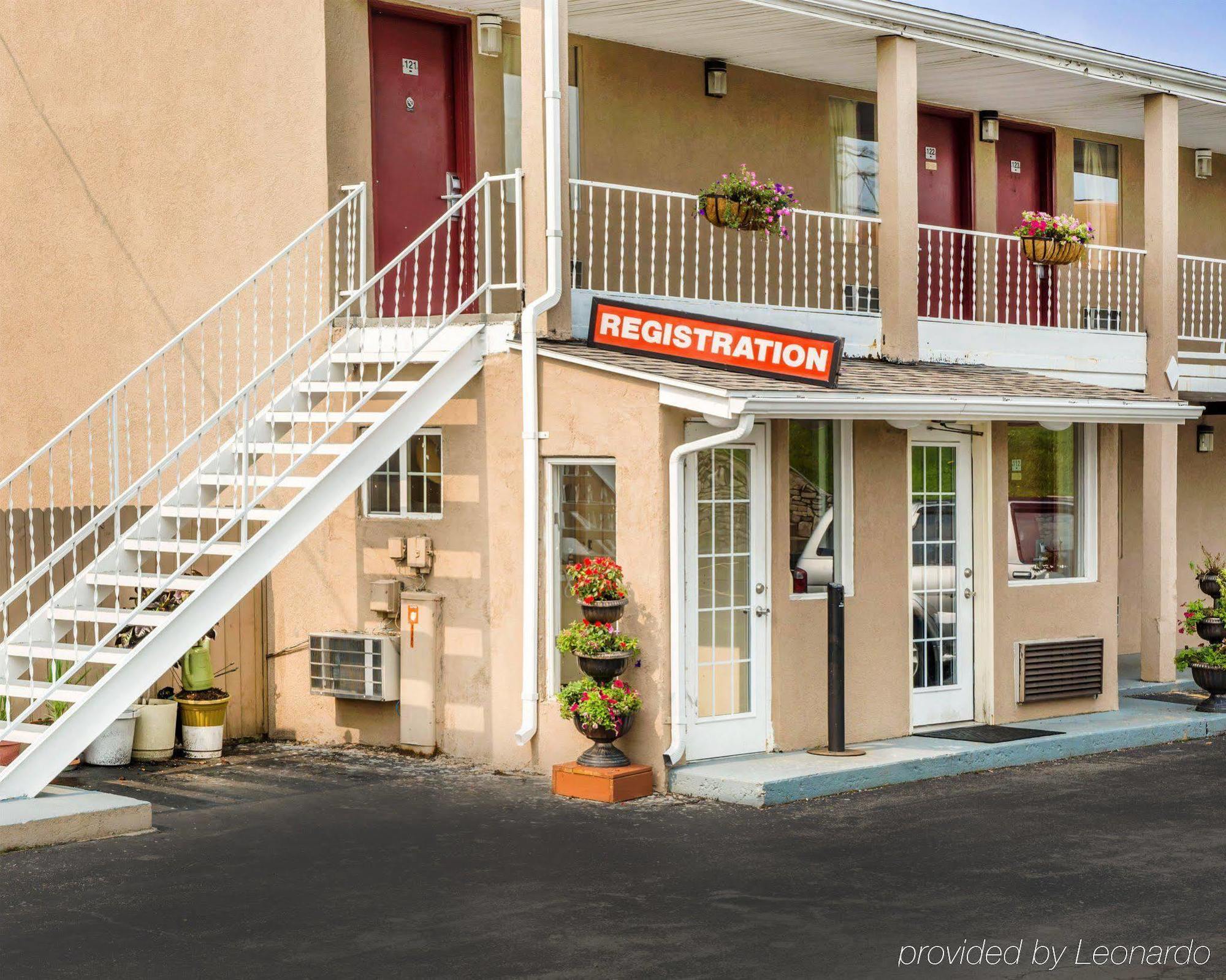 อีโคโน ลอดจ์ Hotel Franklin ภายนอก รูปภาพ